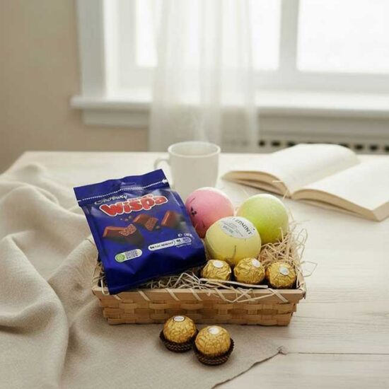 The Chocolate & Bath Bomb Hamper