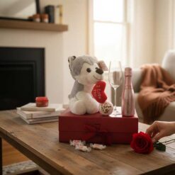 Hugs Bubbles & Love Hamper with Personalised Flute Glass