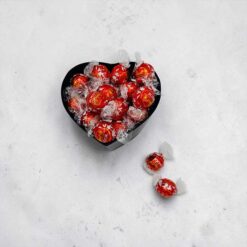Lindor Petite Heart Chocolate Box2